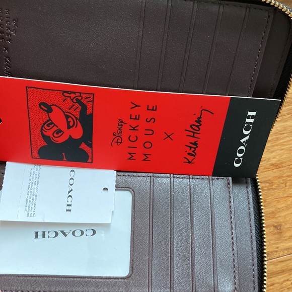 NWT! Coach LE Mickey Mouse Keith Haring XL zip leather pouch/ wallet set - Picture 4 of 9